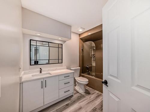 4 Harcourt Crescent, St. Albert, AB - Indoor Photo Showing Bathroom