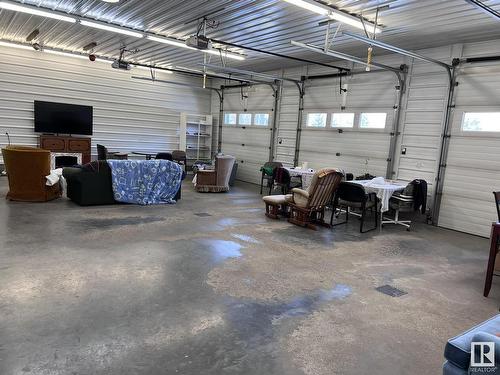 59525 Rr 270, Rural Westlock County, AB - Indoor Photo Showing Garage