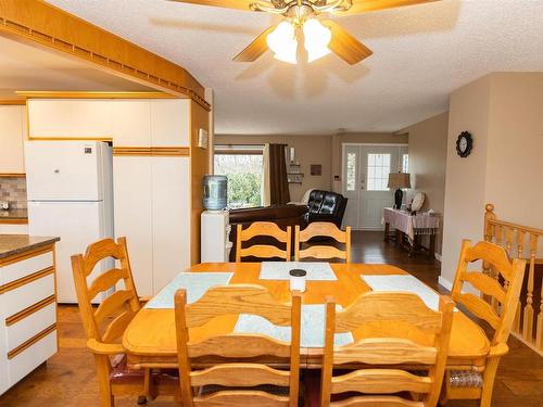 59525 Rr 270, Rural Westlock County, AB - Indoor Photo Showing Dining Room