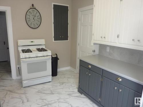 11215 Twp Rd 581, Rural St. Paul County, AB - Indoor Photo Showing Kitchen