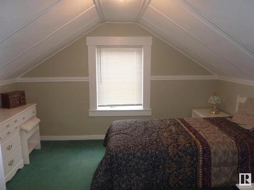 11215 Twp Rd 581, Rural St. Paul County, AB - Indoor Photo Showing Bedroom