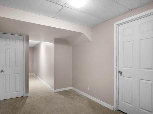 188 230 Edwards Drive Sw, Edmonton, AB - Indoor Photo Showing Other Room