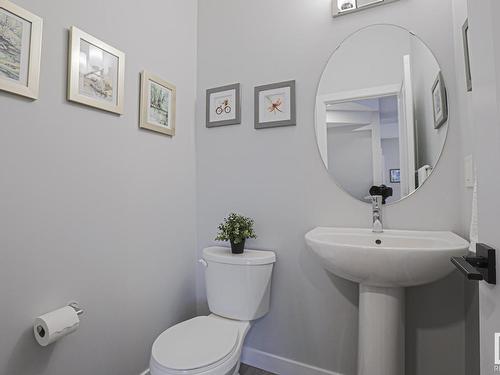 134 804 Welsh Drive, Edmonton, AB - Indoor Photo Showing Bathroom