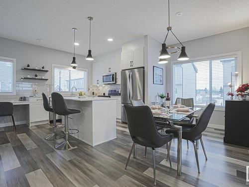 134 804 Welsh Drive, Edmonton, AB - Indoor Photo Showing Dining Room