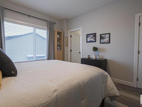 134 804 Welsh Drive, Edmonton, AB - Indoor Photo Showing Bedroom