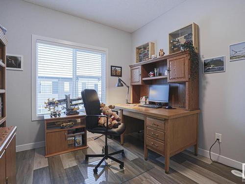 134 804 Welsh Drive, Edmonton, AB - Indoor Photo Showing Office