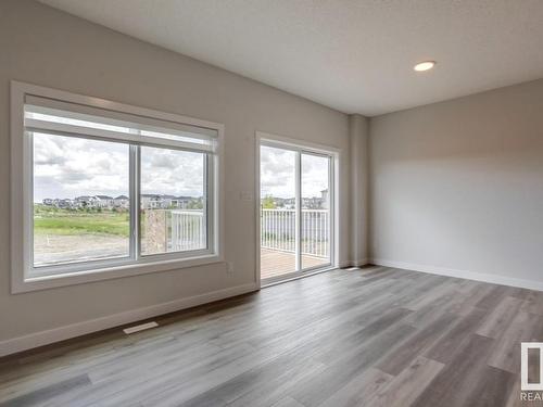 1068 Berg Place, Leduc, AB - Indoor Photo Showing Other Room