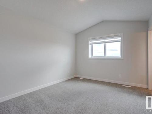 1068 Berg Place, Leduc, AB - Indoor Photo Showing Other Room