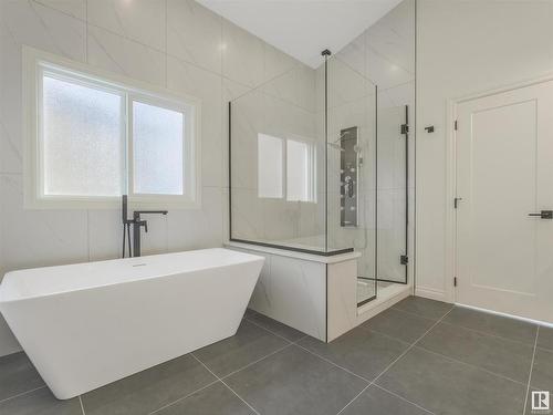 30 Avonlea Way, Spruce Grove, AB - Indoor Photo Showing Bathroom