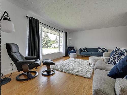 8431 152 Street, Edmonton, AB - Indoor Photo Showing Living Room