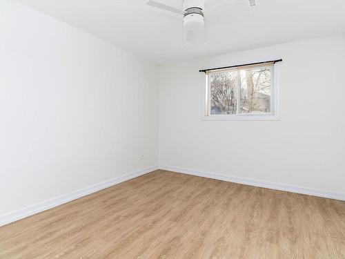 9604/9606 124 Avenue, Edmonton, AB - Indoor Photo Showing Other Room