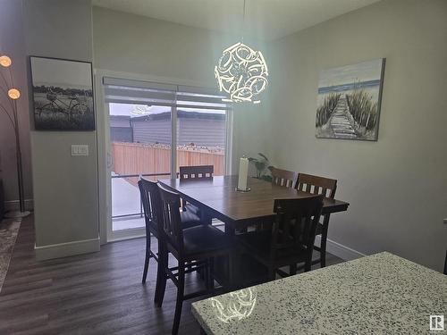 8131 Orchards Green, Edmonton, AB - Indoor Photo Showing Dining Room