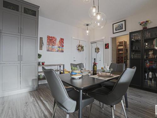 423 812 Welsh Drive, Edmonton, AB - Indoor Photo Showing Dining Room