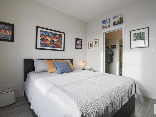 423 812 Welsh Drive, Edmonton, AB - Indoor Photo Showing Bedroom