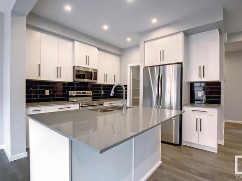 23 Prospect Place, Spruce Grove, AB - Indoor Photo Showing Kitchen With Stainless Steel Kitchen With Upgraded Kitchen