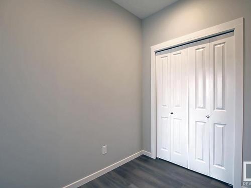 23 Prospect Place, Spruce Grove, AB - Indoor Photo Showing Other Room