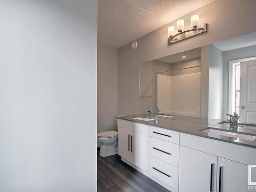 23 Prospect Place, Spruce Grove, AB - Indoor Photo Showing Bathroom