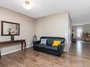 21027 92 Avenue, Edmonton, AB  - Indoor Photo Showing Living Room 