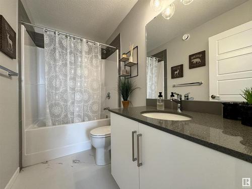 12888 214 Street, Edmonton, AB - Indoor Photo Showing Bathroom