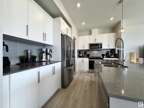 12888 214 Street, Edmonton, AB - Indoor Photo Showing Kitchen With Double Sink With Upgraded Kitchen