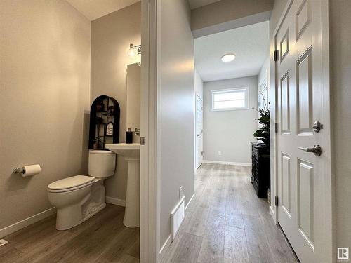 12888 214 Street, Edmonton, AB - Indoor Photo Showing Bathroom