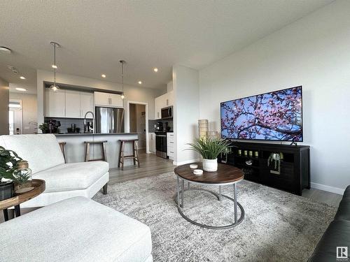 12888 214 Street, Edmonton, AB - Indoor Photo Showing Living Room