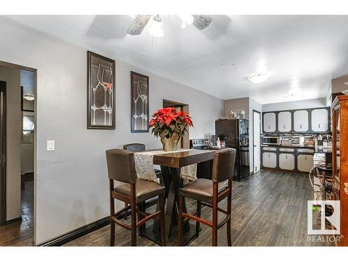 9513 Sherridon Drive, Fort Saskatchewan, AB - Indoor Photo Showing Dining Room