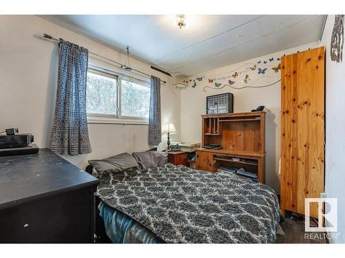 9513 Sherridon Drive, Fort Saskatchewan, AB - Indoor Photo Showing Bedroom