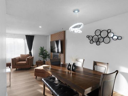 8504 138 Avenue, Edmonton, AB - Indoor Photo Showing Dining Room