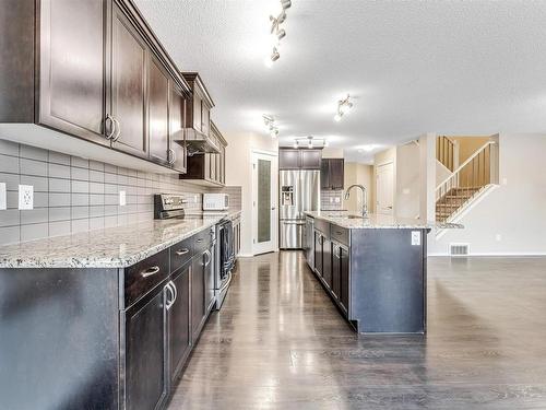 1963 51 Street, Edmonton, AB - Indoor Photo Showing Kitchen With Upgraded Kitchen