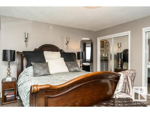 19 Frederick Boulevard, Rural Parkland County, AB - Indoor Photo Showing Bedroom