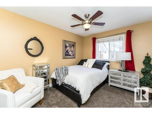 19 Frederick Boulevard, Rural Parkland County, AB - Indoor Photo Showing Bedroom