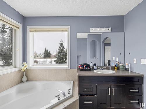 1151 Rutherford Close, Edmonton, AB - Indoor Photo Showing Bathroom