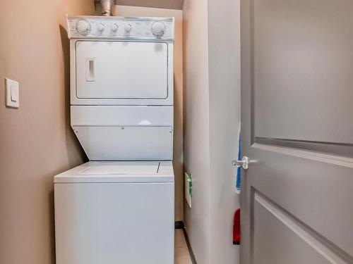 803 10504 99 Avenue, Edmonton, AB - Indoor Photo Showing Laundry Room