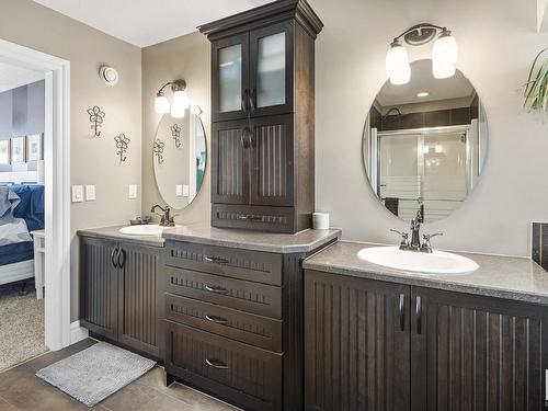 3908 164 Avenue, Edmonton, AB - Indoor Photo Showing Bathroom