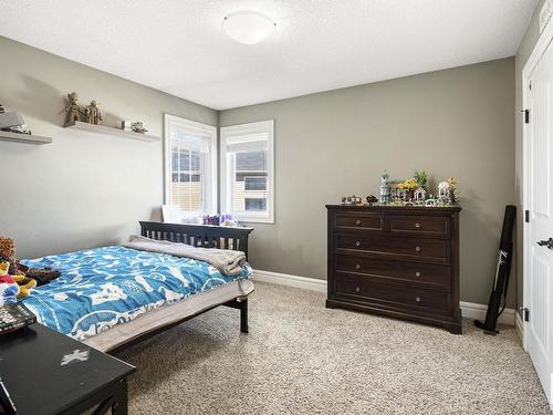 3908 164 Avenue, Edmonton, AB - Indoor Photo Showing Bedroom