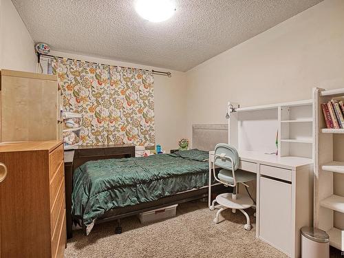 14411 106 Avenue, Edmonton, AB - Indoor Photo Showing Bedroom