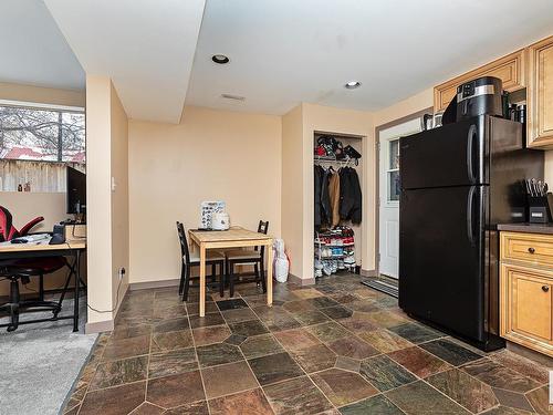 14411 106 Avenue, Edmonton, AB - Indoor