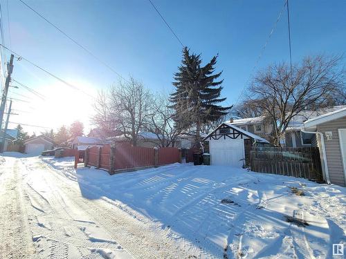 11221 90 Street, Edmonton, AB - Outdoor