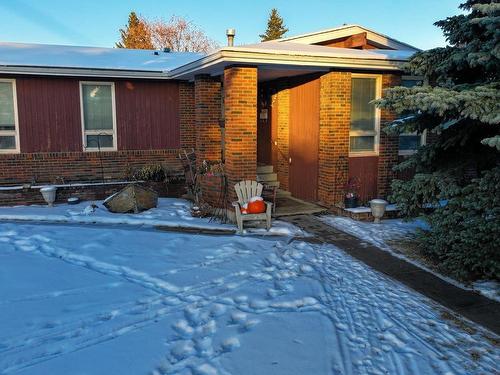 56 Oliver Street, Red Deer, AB - Outdoor