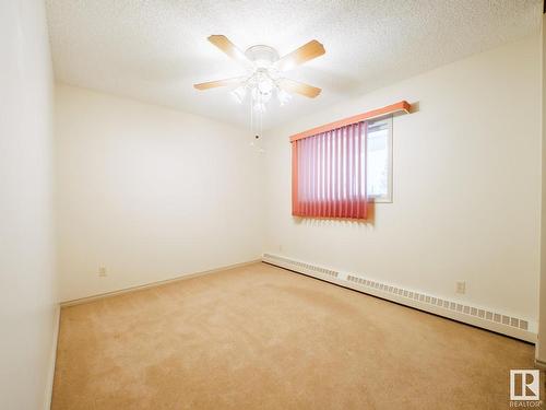 204 4812 51 Avenue, Stony Plain, AB - Indoor Photo Showing Other Room