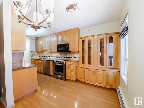 204 4812 51 Avenue, Stony Plain, AB - Indoor Photo Showing Kitchen