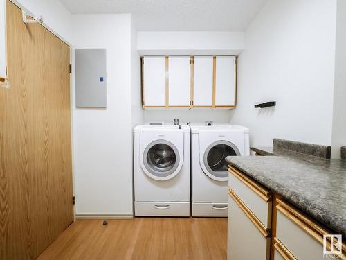 204 4812 51 Avenue, Stony Plain, AB - Indoor Photo Showing Laundry Room