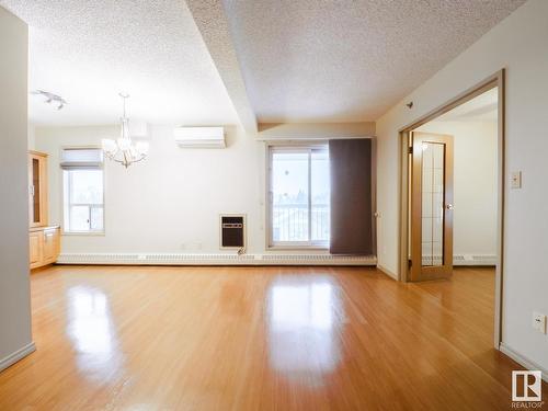 204 4812 51 Avenue, Stony Plain, AB - Indoor Photo Showing Other Room