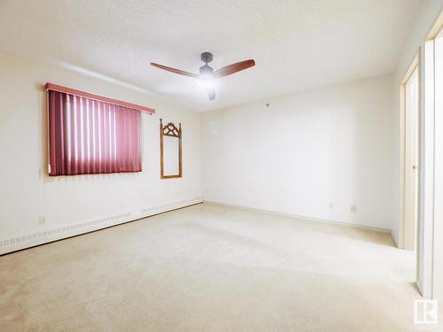 204 4812 51 Avenue, Stony Plain, AB - Indoor Photo Showing Other Room