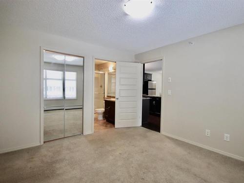 407 6070 Schonsee Way, Edmonton, AB - Indoor Photo Showing Other Room