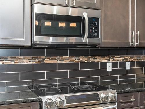 1926 57 Street, Edmonton, AB - Indoor Photo Showing Kitchen