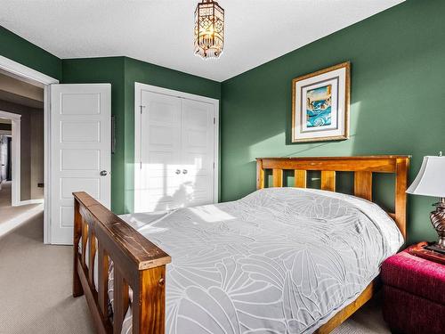 149 Sandalwood Crescent, Sherwood Park, AB - Indoor Photo Showing Bedroom