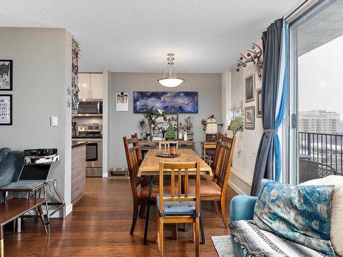 911 11307 99 Avenue Nw, Edmonton, AB - Indoor Photo Showing Dining Room