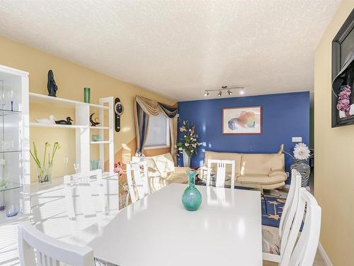 8904 170A Avenue, Edmonton, AB - Indoor Photo Showing Dining Room